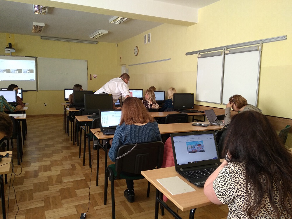 Grupa szkoleniowa z oddziału PCEN w Rzeszowie